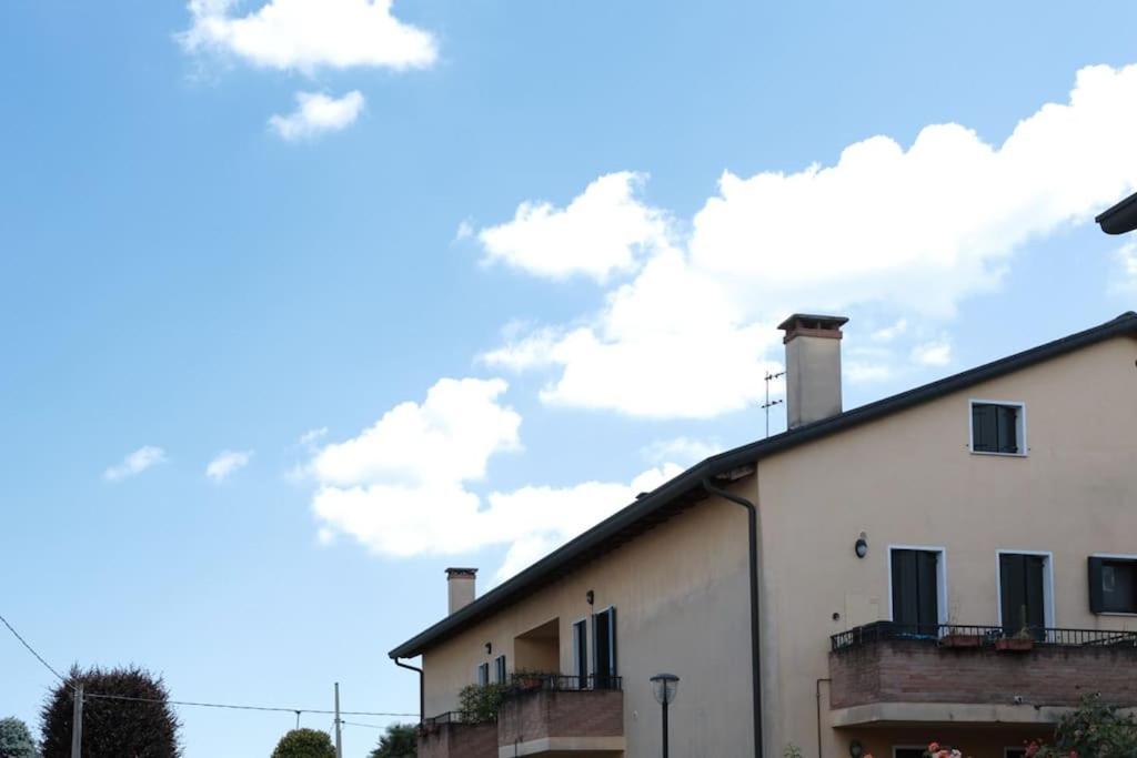 15 Min Padova Appartamento Moderno Travato Legnaro Exterior photo